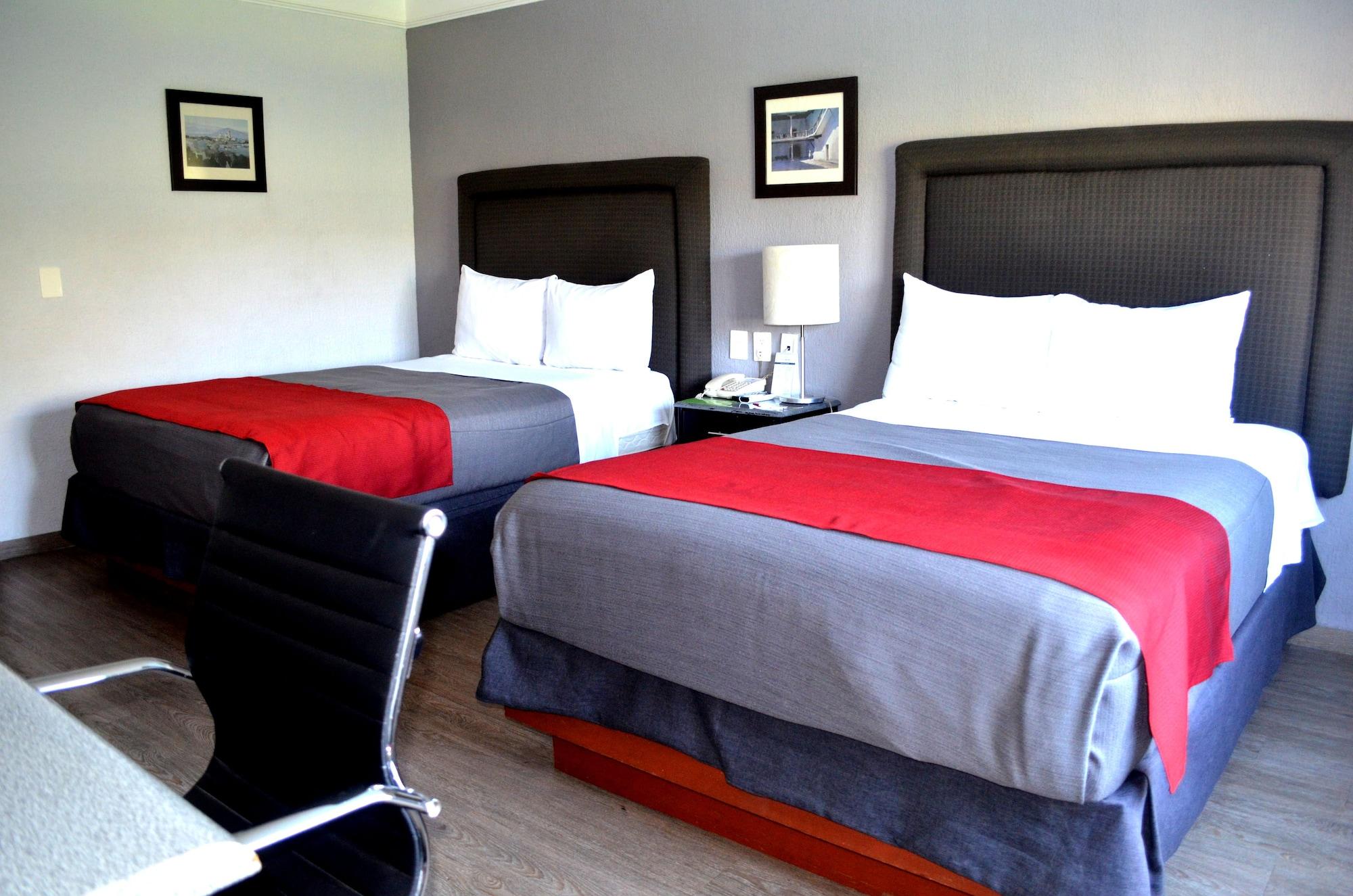 Plaza Camelinas Hotel Querétaro Exteriér fotografie