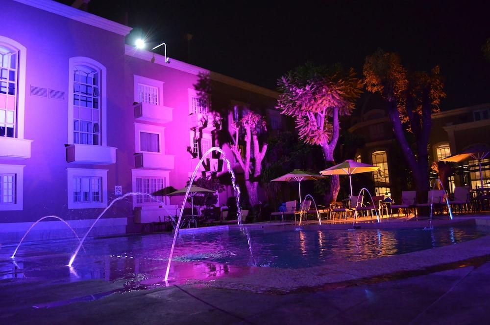 Plaza Camelinas Hotel Querétaro Exteriér fotografie