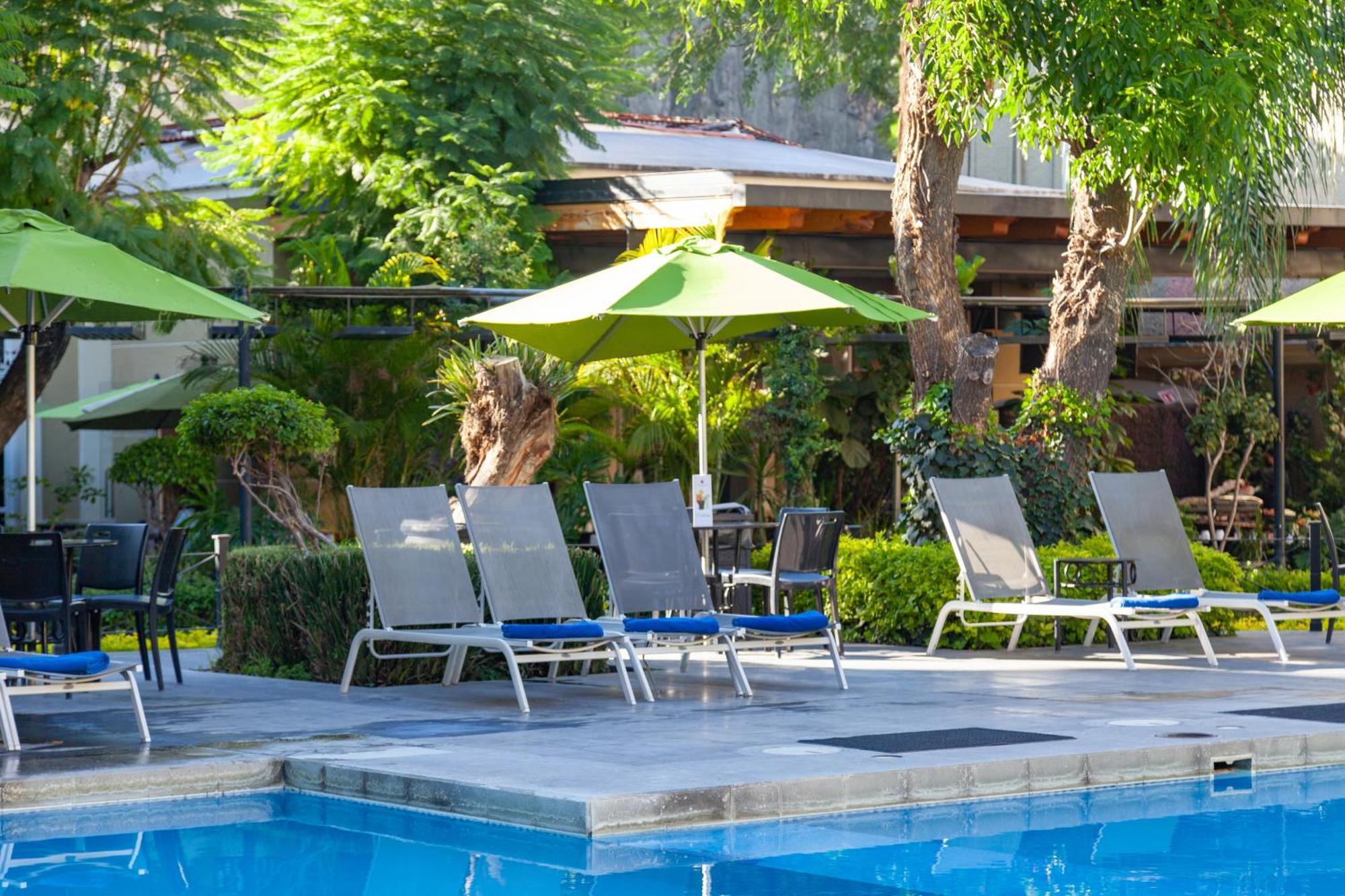 Plaza Camelinas Hotel Querétaro Exteriér fotografie